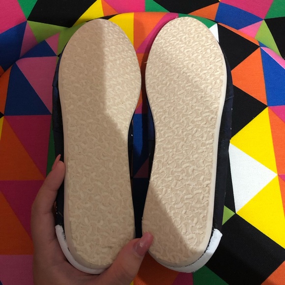 Custom painted Fault in Our Stars Toms Shoes - Picture 5 of 5